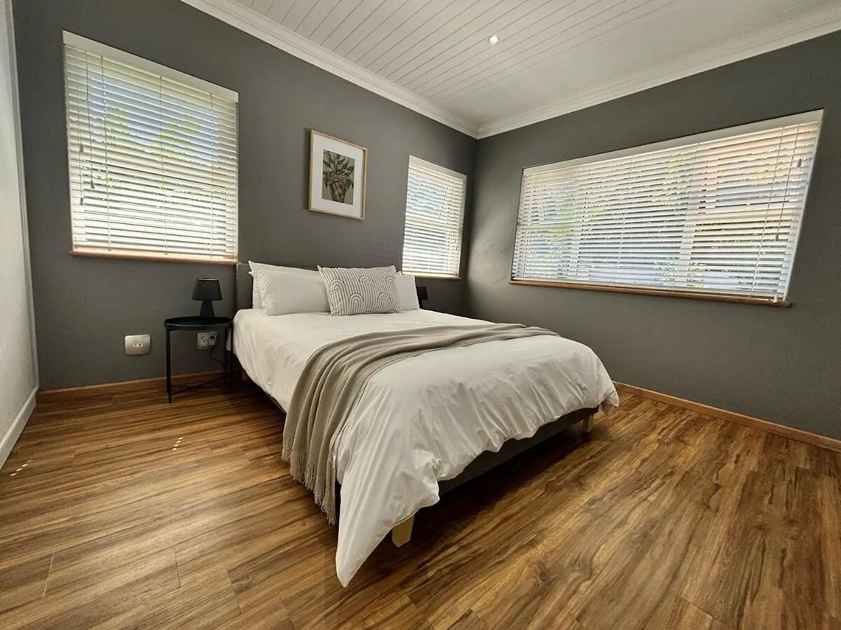Prospect Cottage B Port Elizabeth Lägenhet